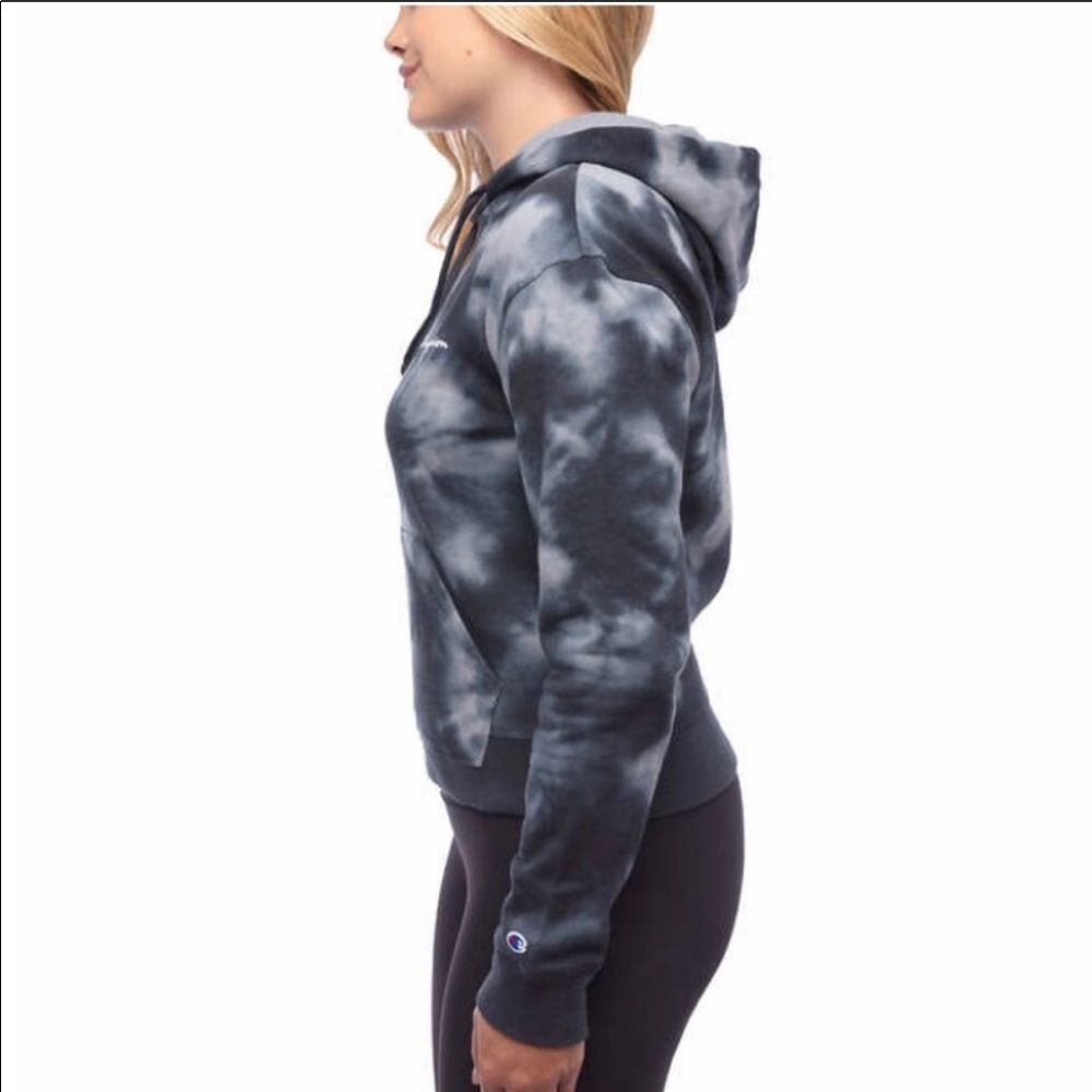 NWT CHAMPION Tie Dye Hooded Sweatshirt - Picture 2 of 4